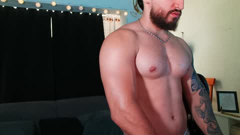 Snapshot of bradley_martinez chatting on January 2025 08:36:02 PM Bradley Martinez online show from January 2025 08:36:02 PM