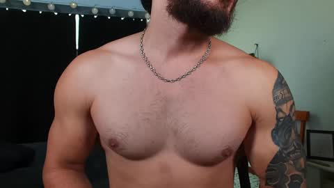 Snapshot of bradley_martinez chatting on February 2025 01:53:02 PM Bradley Martinez online show from February 2025 01:53:02 PM