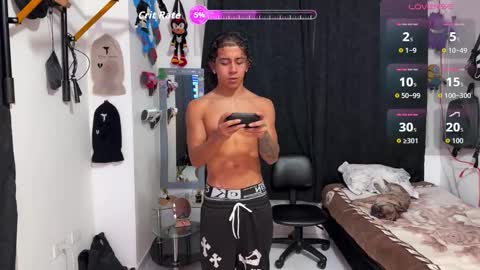 Bradley Strong online show from September 2025 07:24:02 AM