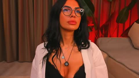 Lunaria online show from April 2026 03:22:01 AM