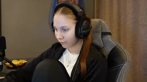 Alice online show from November 2025 02:28:01 PM