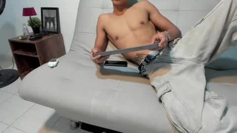 brandom_brook online show from April 2026 04:12:01 AM