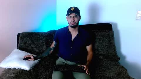 brandondark_ online show from November 2025 09:08:01 PM