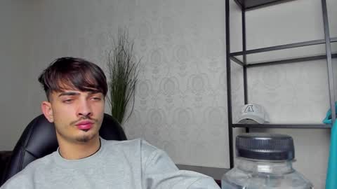 BrandonTateX online show from December 2024 03:32:01 PM