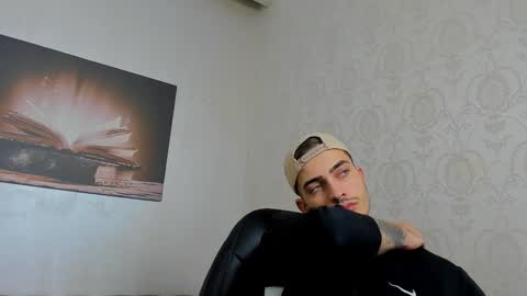 BrandonTateX online show from October 2025 07:08:02 AM