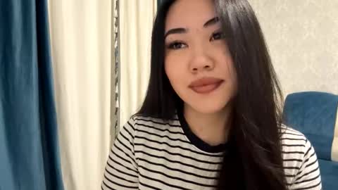 Snapshot of brandysveum chatting on November 2025 12:05:02 PM Aypril online show from November 2025 12:05:02 PM