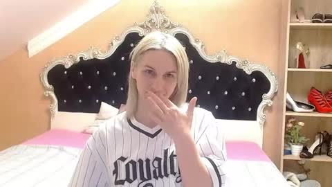 Snapshot of brandyweed chatting on May 2026 06:08:01 AM brandyweed online show from May 2026 06:08:01 AM