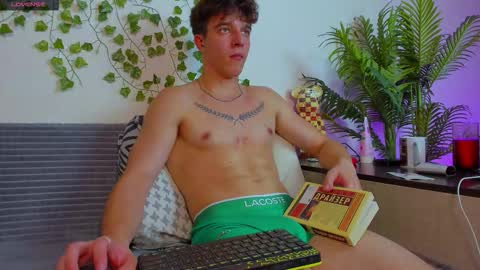 Johny Bravo online show from October 2025 06:38:02 PM