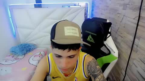 BRAYAN online show from January 2025 04:04:01 PM