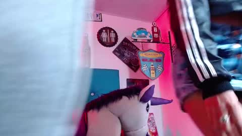 Snapshot of breazer__ chatting on October 2025 01:29:01 AM breazer__ online show from October 2025 01:29:01 AM