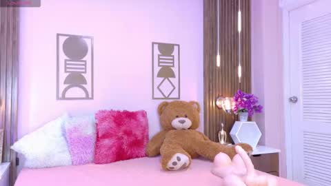 Bree  online show from March 2026 12:56:02 PM