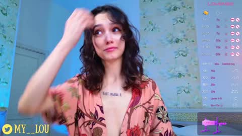 Ashley Dolce and Lou online show from October 2025 06:27:02 PM