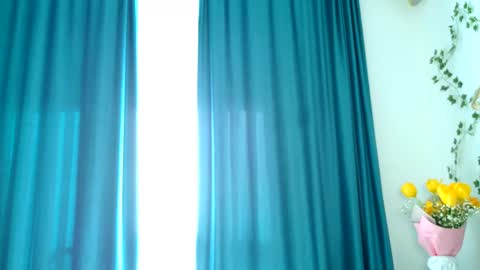 Snapshot of brenda_m00n chatting on March 2025 12:17:01 PM Brenda online show from March 2025 12:17:01 PM