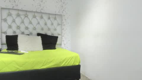 brenda sofia2 online show from April 2026 07:07:02 PM