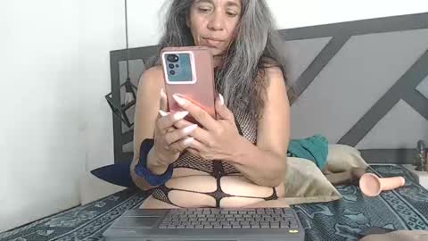 Snapshot of brenda_velasquez chatting on March 2025 11:53:01 PM BRENDA VELASQUEZ online show from March 2025 11:53:01 PM