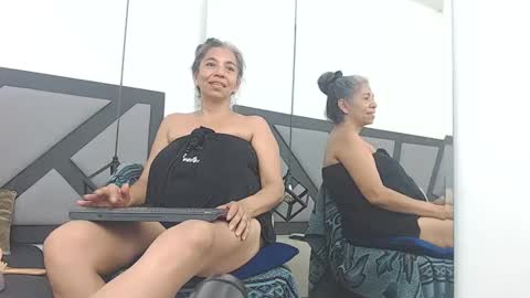 Snapshot of brenda_velasquez chatting on March 2025 12:20:02 AM BRENDA VELASQUEZ online show from March 2025 12:20:02 AM