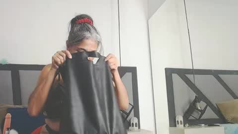 Snapshot of brenda_velasquez chatting on September 2025 09:04:01 PM BRENDA VELASQUEZ online show from September 2025 09:04:01 PM