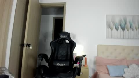 Brenda online show from April 2026 11:31:02 PM