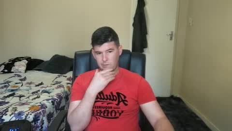 ask me lol online show from October 2025 04:32:02 AM