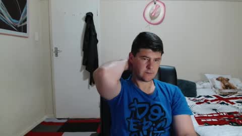 ask me lol online show from February 2026 03:00:02 AM