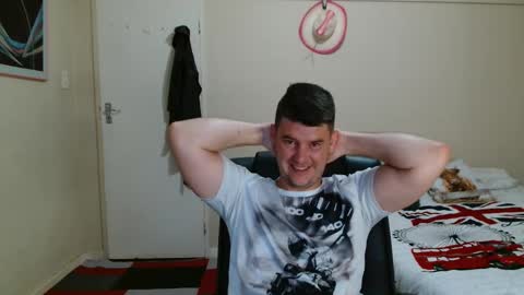 ask me lol online show from February 2026 04:30:02 AM