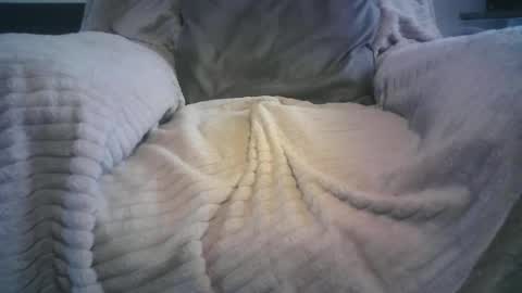 raining down on me online show from September 2025 04:40:02 PM