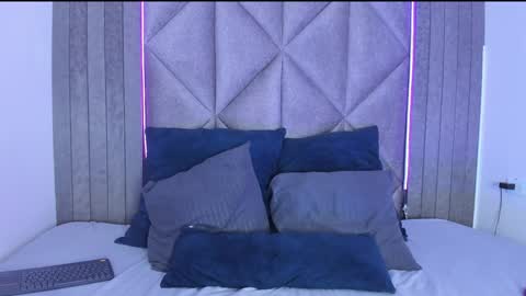 B R I A  online show from January 2025 05:59:02 AM