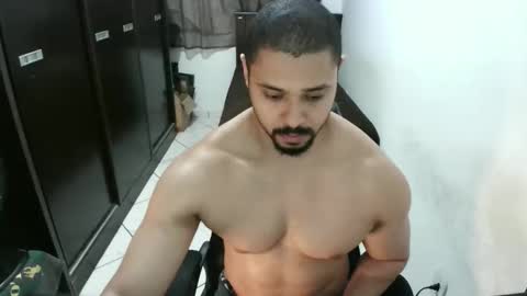 brianaries online show from October 2025 04:34:01 AM