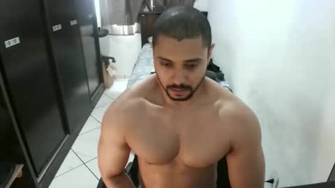 brianaries online show from December 2025 04:57:02 PM