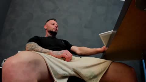 Snapshot of brianhunts chatting on December 2024 09:51:01 AM Brian online show from December 2024 09:51:01 AM