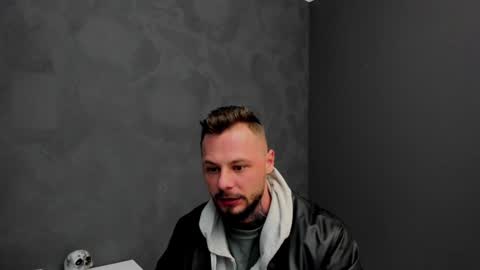 Snapshot of brianhunts chatting on December 2024 07:12:01 AM Brian online show from December 2024 07:12:01 AM