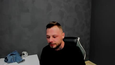 Snapshot of brianhunts chatting on February 2025 06:20:01 AM Brian online show from February 2025 06:20:01 AM