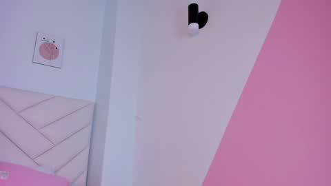   online show from December 2024 02:11:02 PM