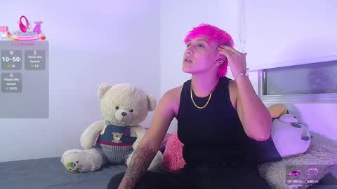 Brianna online show from September 2025 02:01:02 AM