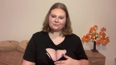 Snapshot of briannakiss21 chatting on November 2025 07:30:02 PM Brianna online show from November 2025 07:30:02 PM