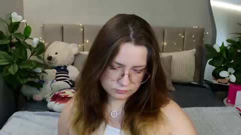 briarwynn online show from July 2026 06:01:02 PM