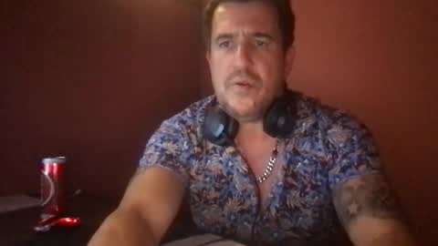 Snapshot of bricamaior16 chatting on October 2025 05:03:02 AM bricamaior16 online show from October 2025 05:03:02 AM