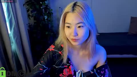 Snapshot of bridgetbottrel chatting on October 2025 07:17:01 AM Bridget online show from October 2025 07:17:01 AM