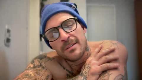 Snapshot of brightbluebrazilianeyes chatting on June 2026 07:07:02 PM Ricardo online show from June 2026 07:07:02 PM