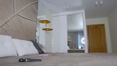 Amina Adelina online show from January 2025 02:43:02 AM