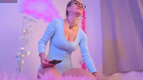 brilliant_barbe online show from July 2026 07:01:02 AM