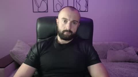 brindlefly69 online show from September 2025 11:26:02 AM