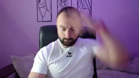 brindlefly69 online show from January 2026 11:27:02 AM