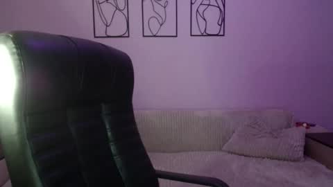 brindlefly69 online show from February 2026 11:48:01 AM