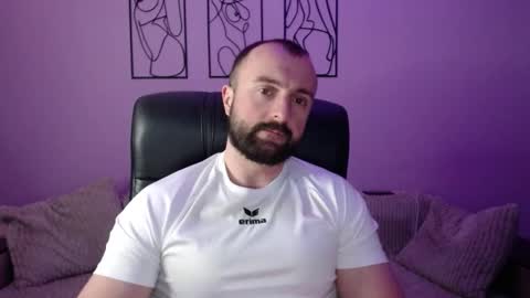 brindlefly69 online show from April 2026 11:00:01 AM