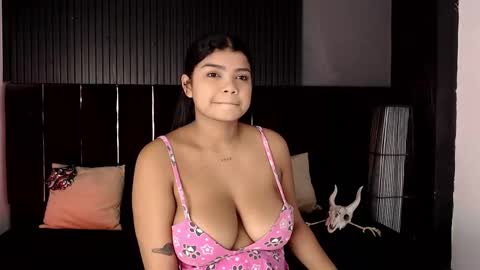 Britanny online show from October 2025 01:10:01 PM