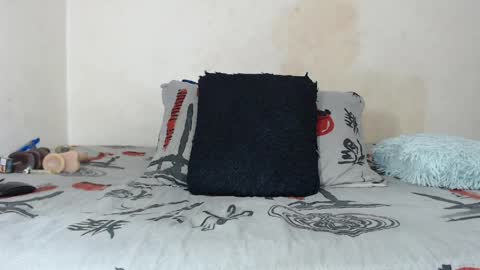 britanylee 01 online show from April 2026 04:01:01 AM