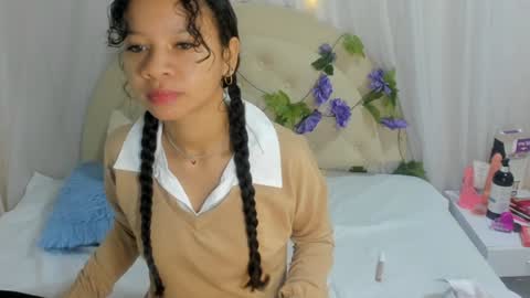 Snapshot of brithany_rousee chatting on January 2025 12:13:01 PM Brithany Rousee online show from January 2025 12:13:01 PM