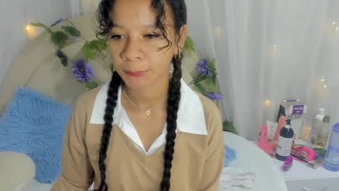 Snapshot of brithany_rousee chatting on January 2025 03:19:01 PM Brithany Rousee online show from January 2025 03:19:01 PM