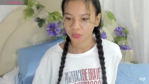Snapshot of brithany_rousee chatting on January 2025 10:24:01 PM Brithany Rousee online show from January 2025 10:24:01 PM